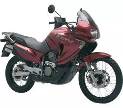 Photo de la Transalp 650 rouge grena Transalp 650