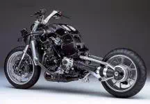 Cadre coque sur une Kawasaki 1400 GTR Cadre coque sur une Kawasaki 1400 GTR