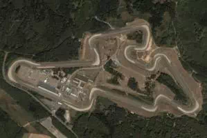 Vue aérienne du circuit de Brno Vue aérienne du circuit de Brno
