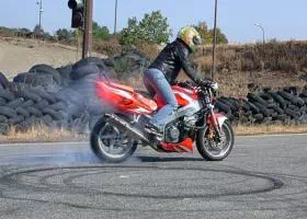 Le burn en rond debout Le burn en rond debout